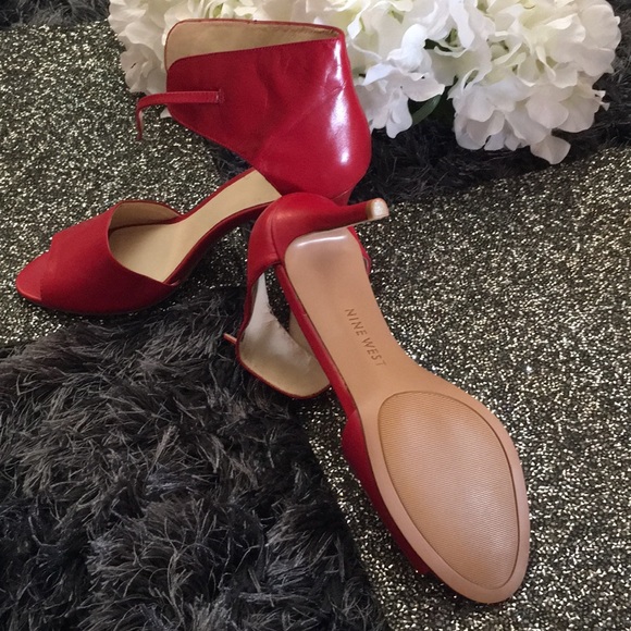 Nine West Red Leather Strap Heel - Picture 8 of 8
